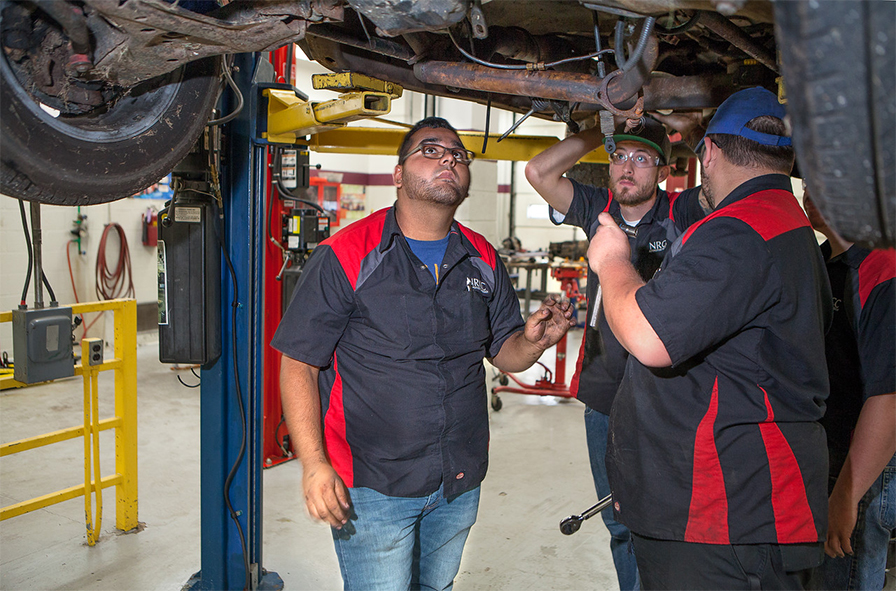 Students repair car